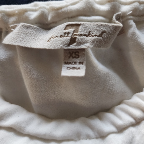 7 For All Mankind On or Off Shoulder White Silky Top, X-Small - Picture 3 of 4